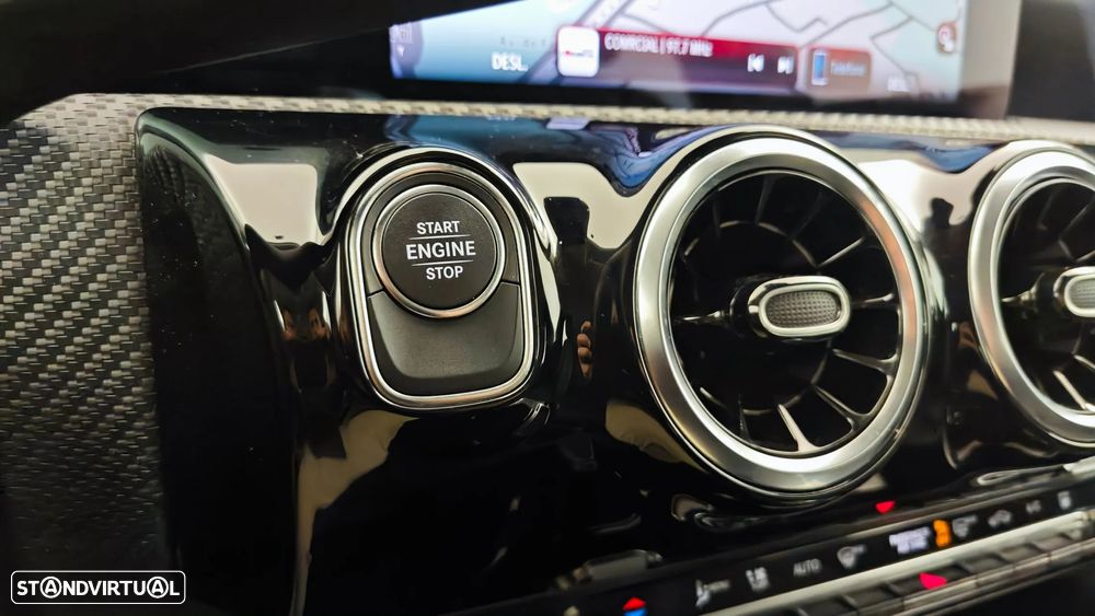 Mercedes-Benz CLA 250 e Shooting Brake Style Plus - 24