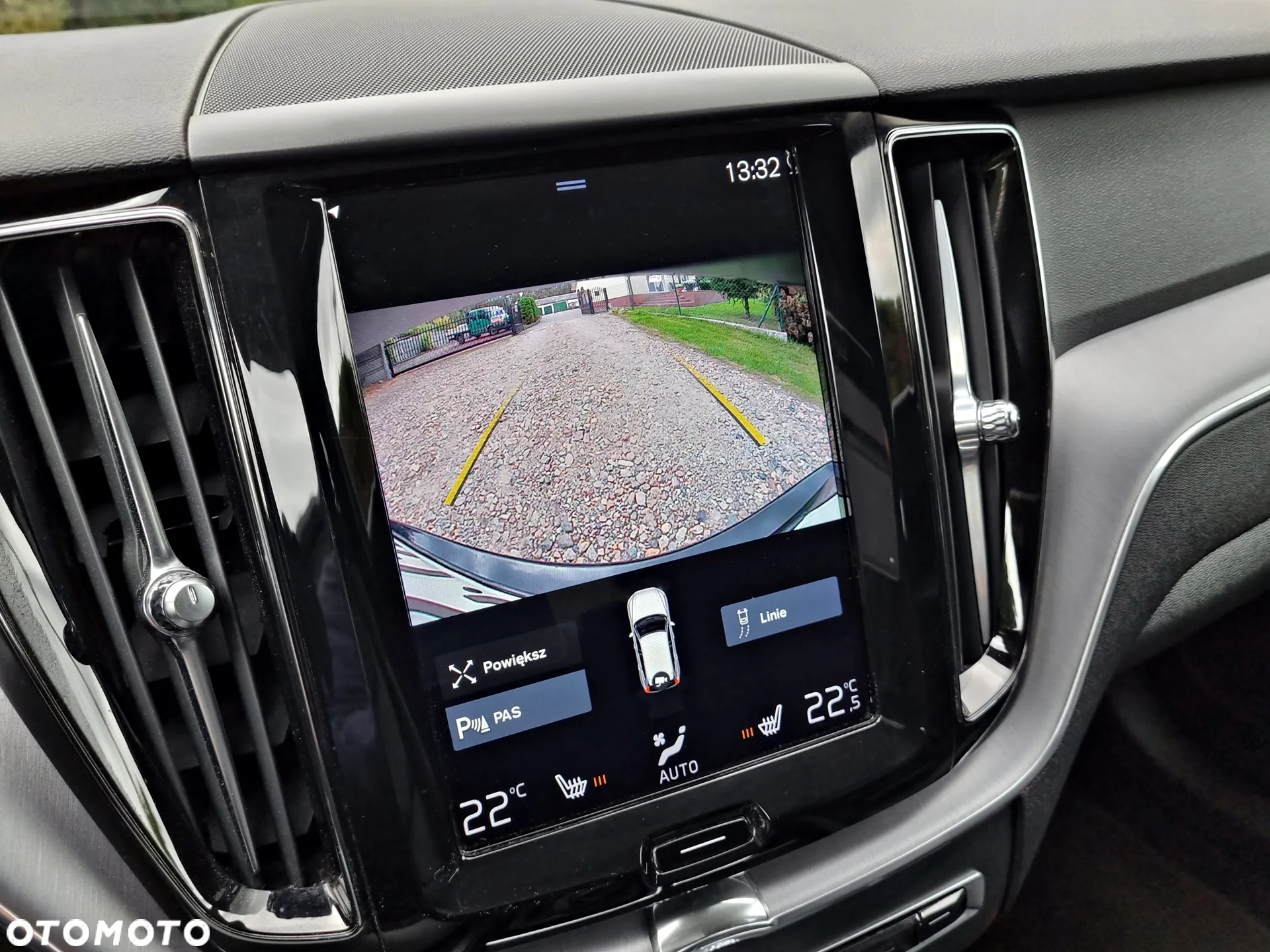 Volvo XC 60 D3 Momentum Pro - 18