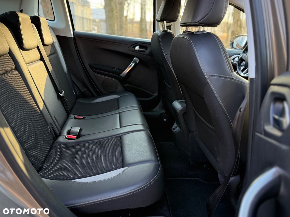 Peugeot 2008 PureTech 110 Stop&Start Allure - 14