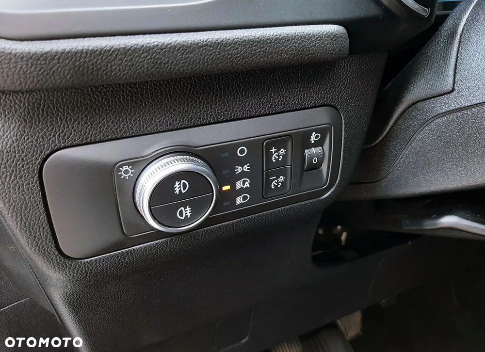 Ford Kuga 1.5 EcoBoost FWD Titanium - 28