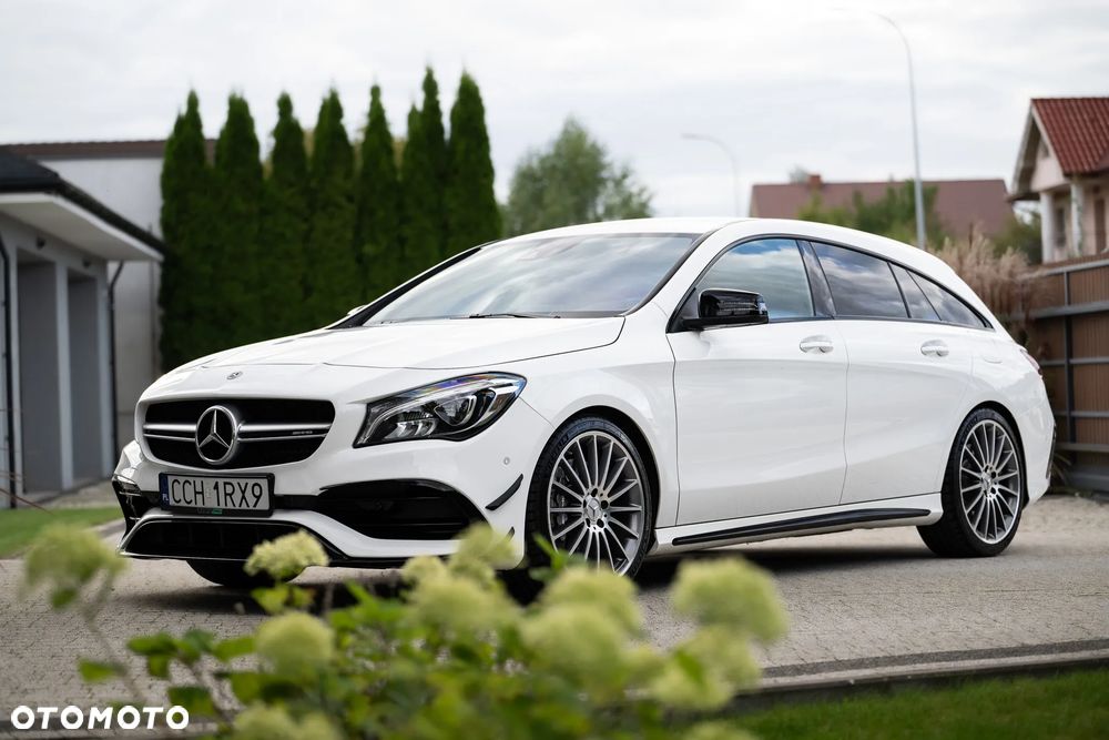 Mercedes-Benz CLA - 31