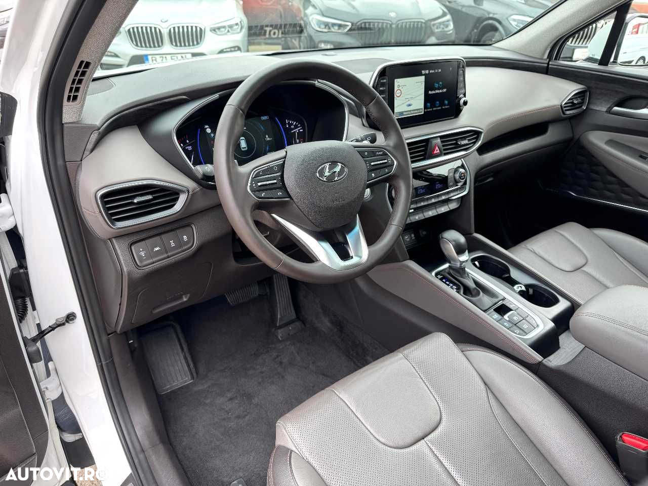 Hyundai Santa Fe - 23