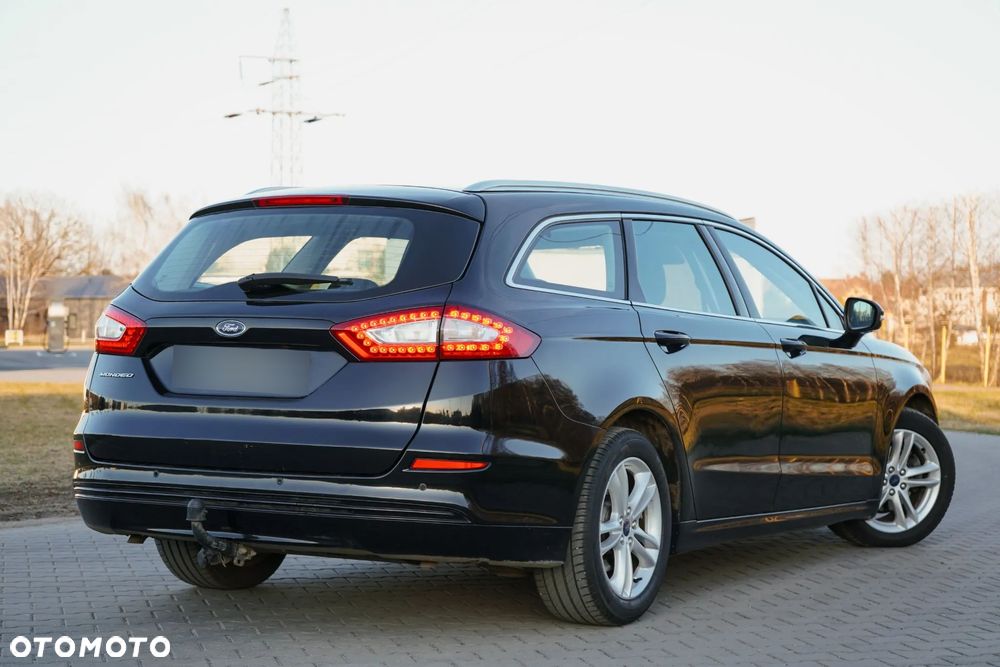 Ford Mondeo 2.0 EcoBlue Titanium - 13