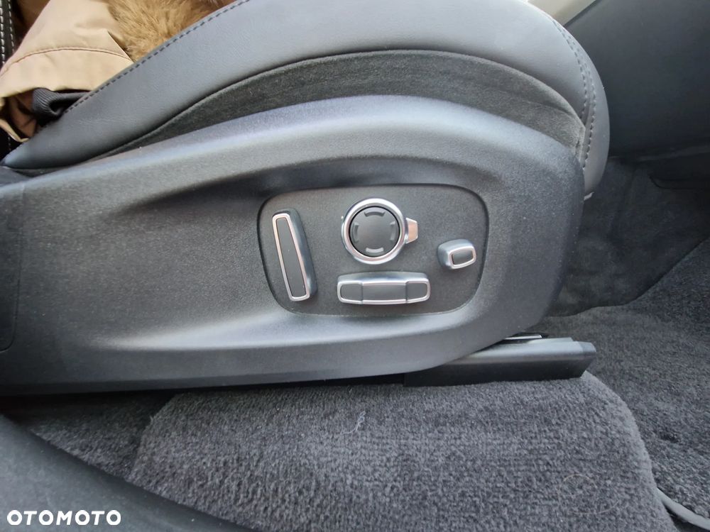 Land Rover Range Rover Sport S 5.0 V8 S/C SVR Carbon Edition - 17