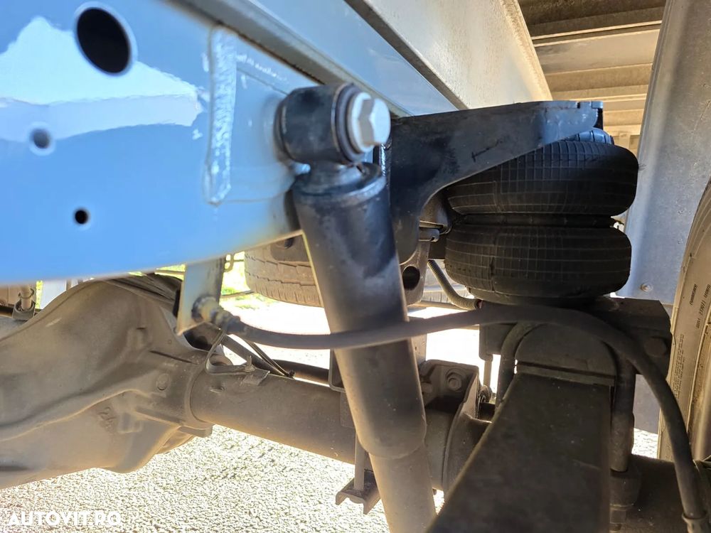 Mercedes-Benz Sprinter 319 CDI Prelata 10 paleti.automat.10.2023. - 39