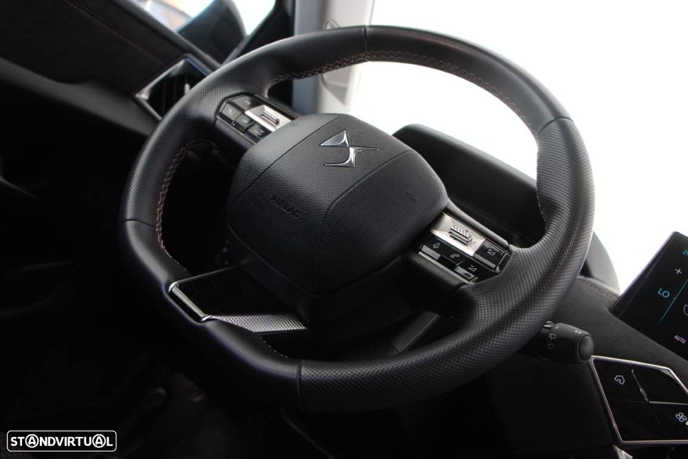 DS DS3 E-Tense Performance Line - 13