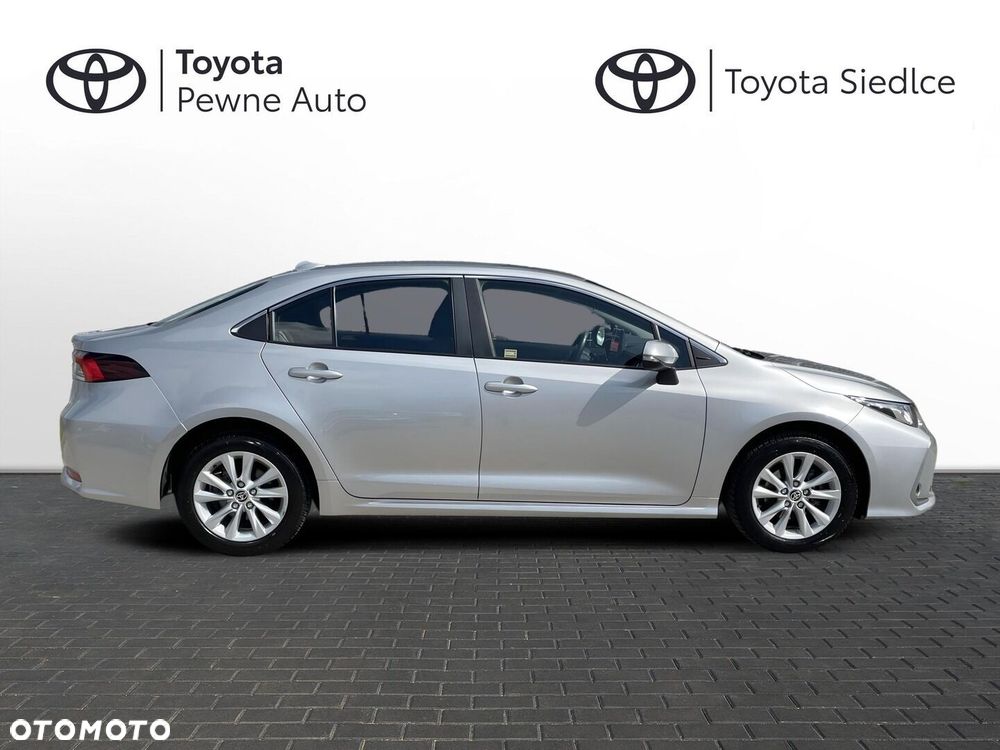 Toyota Corolla 1.8 Hybrid Comfort - 29