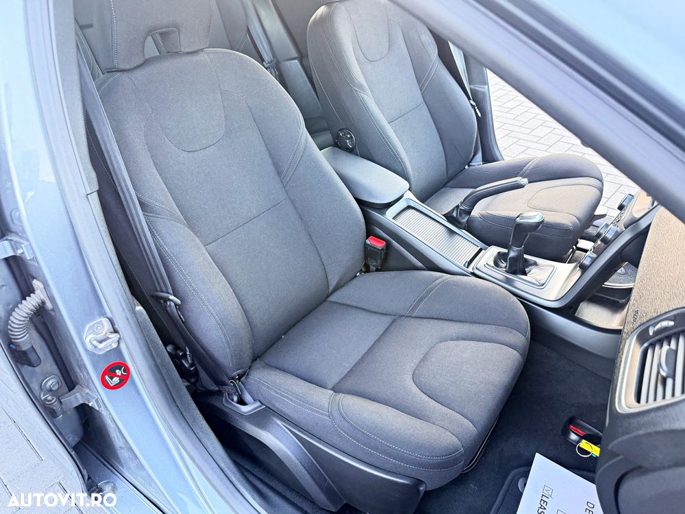 Volvo V40 - 19