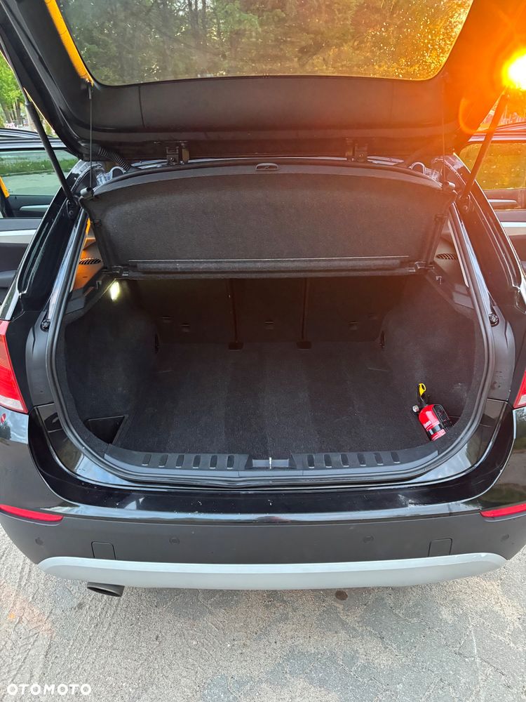 BMW X1 sDrive18i - 31
