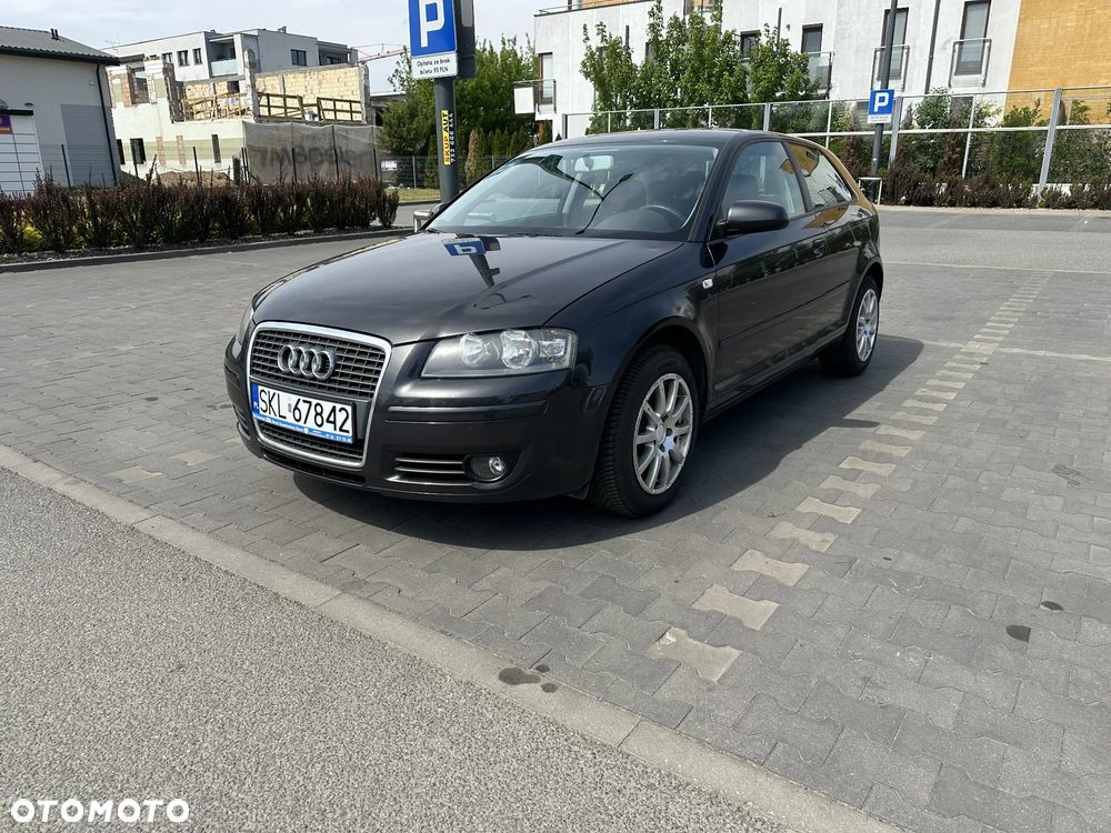 Audi A3 3-drzwiowe 1.6 Attraction - 2