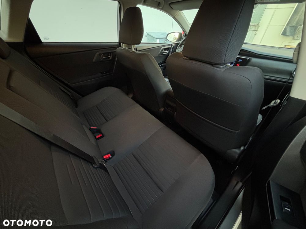 Toyota Auris - 18