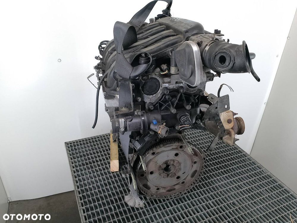 SILNIK RENAULT SCENIC II K4M 1.6 16V - 6