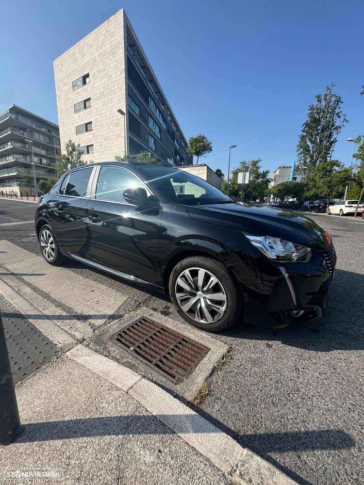 Peugeot 208 1.2 PureTech Active - 4