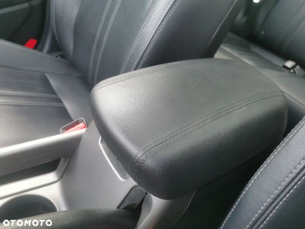 Kia Sportage 1.7 CRDI Business Line M 2WD - 25