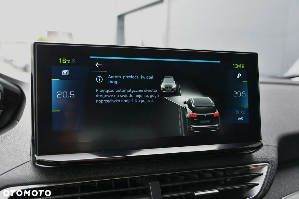 Peugeot 3008 1.6 PureTech Hybrid PHEV Road Trip S&S EAT8 - 31