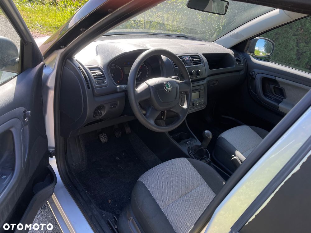 Skoda Fabia 1.2 HTP Classic - 10