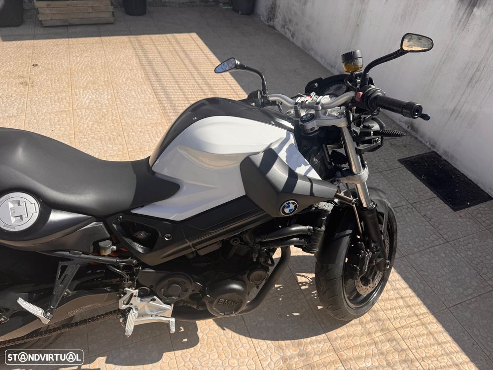 BMW F 800 R Naked - 4