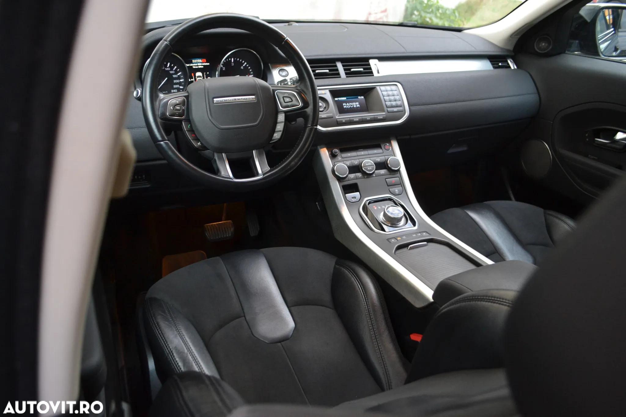 Land Rover Range Rover Evoque - 10