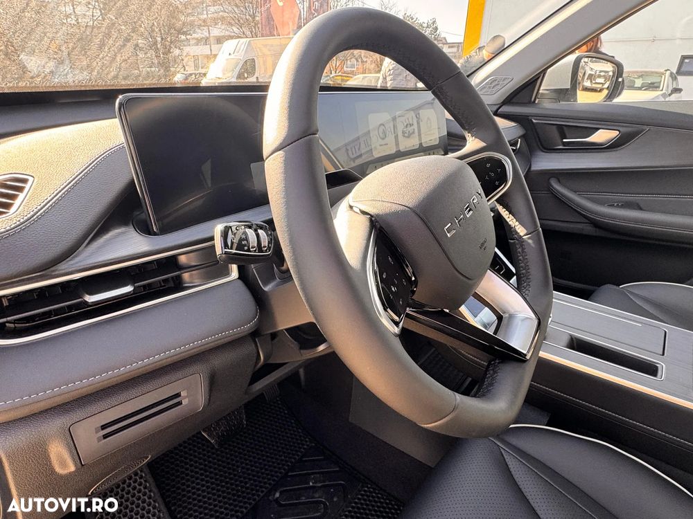 Chery Tiggo 4 1.5 TGDI DHT HEV Unique - 10