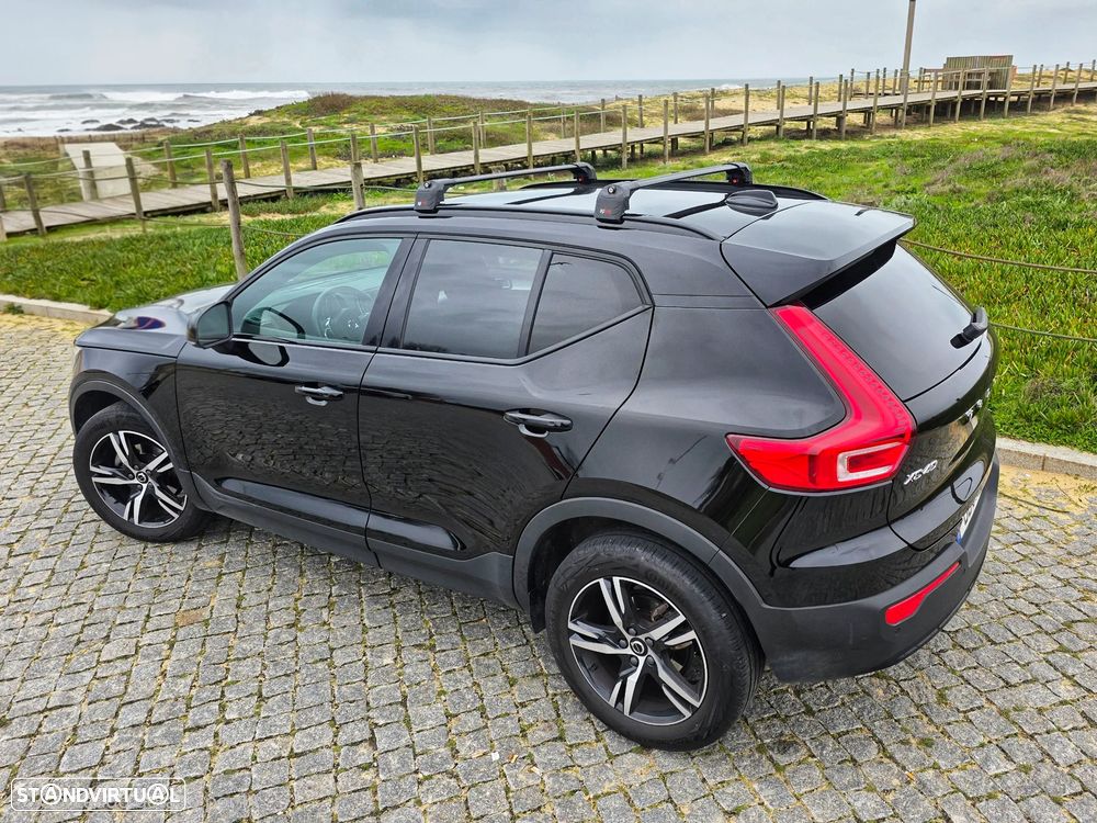 Volvo XC 40 1.5 T2 Plus Dark Auto - 3