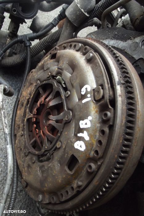 Volanta VW Passat B6 motor 1.9 Golf 5 Touran Seat Leon Octavia 2 A3 - 1