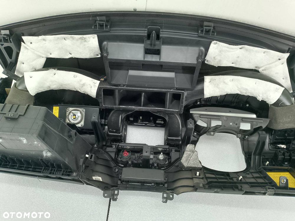 DESKA ROZDZIELCZA,KONSOLA PODUSZKI SENSOR PASY HYUNDAI I20 I - 15