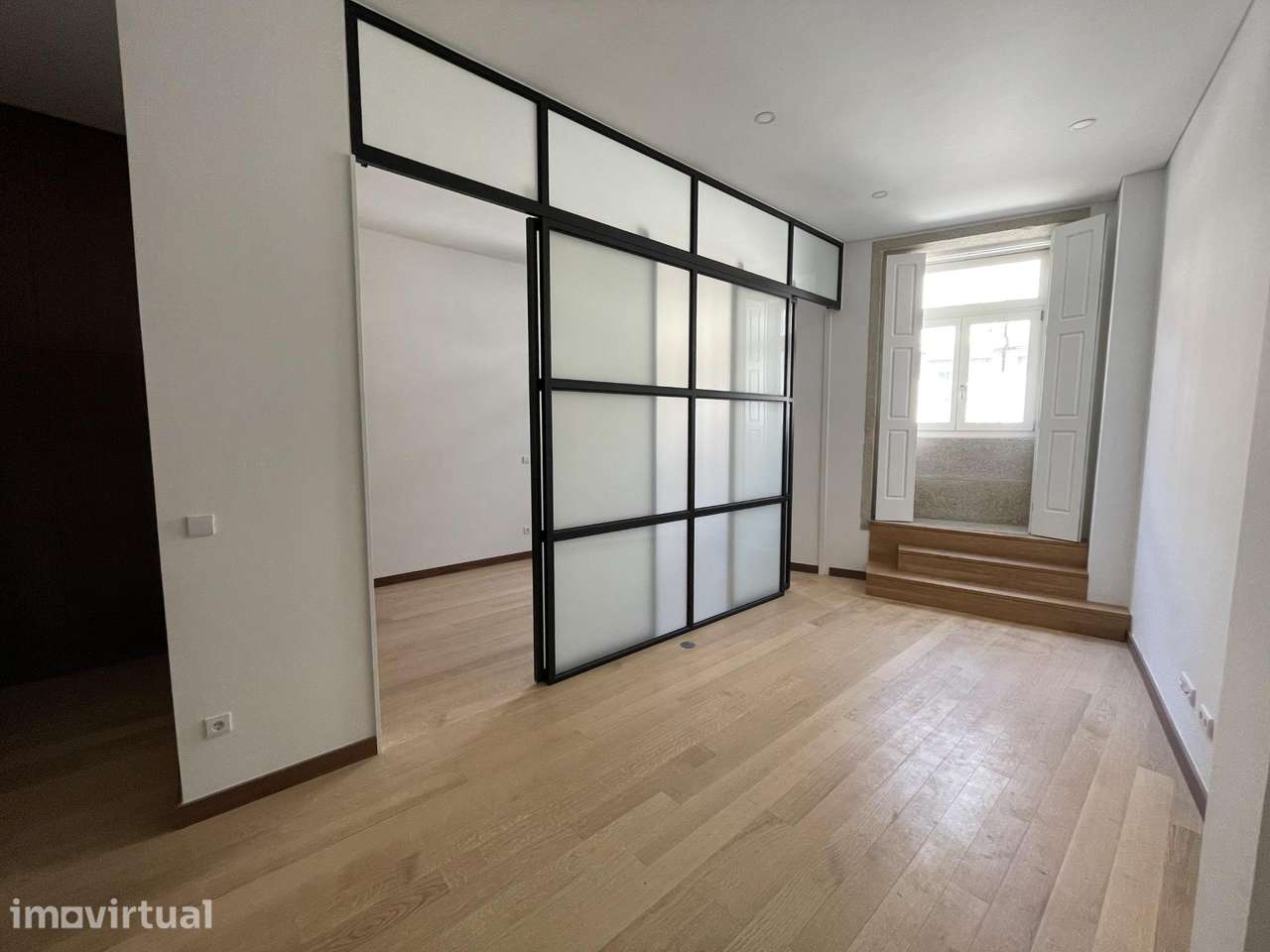 Apartamento T1  no centro histórico do Porto!! - Grande imagem: 2/14