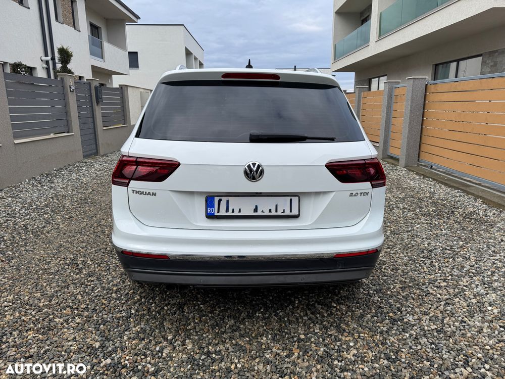 Volkswagen Tiguan 2.0 TDI SCR 4Motion DSG Comfortline - 4