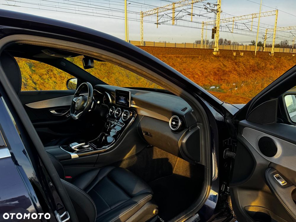 Mercedes-Benz Klasa C 220 d 9G-TRONIC AMG Line - 15