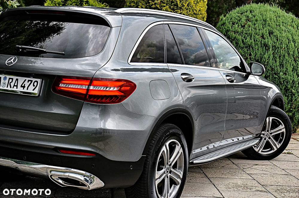 Mercedes-Benz GLC 250 4Matic 9G-TRONIC Exclusive - 17