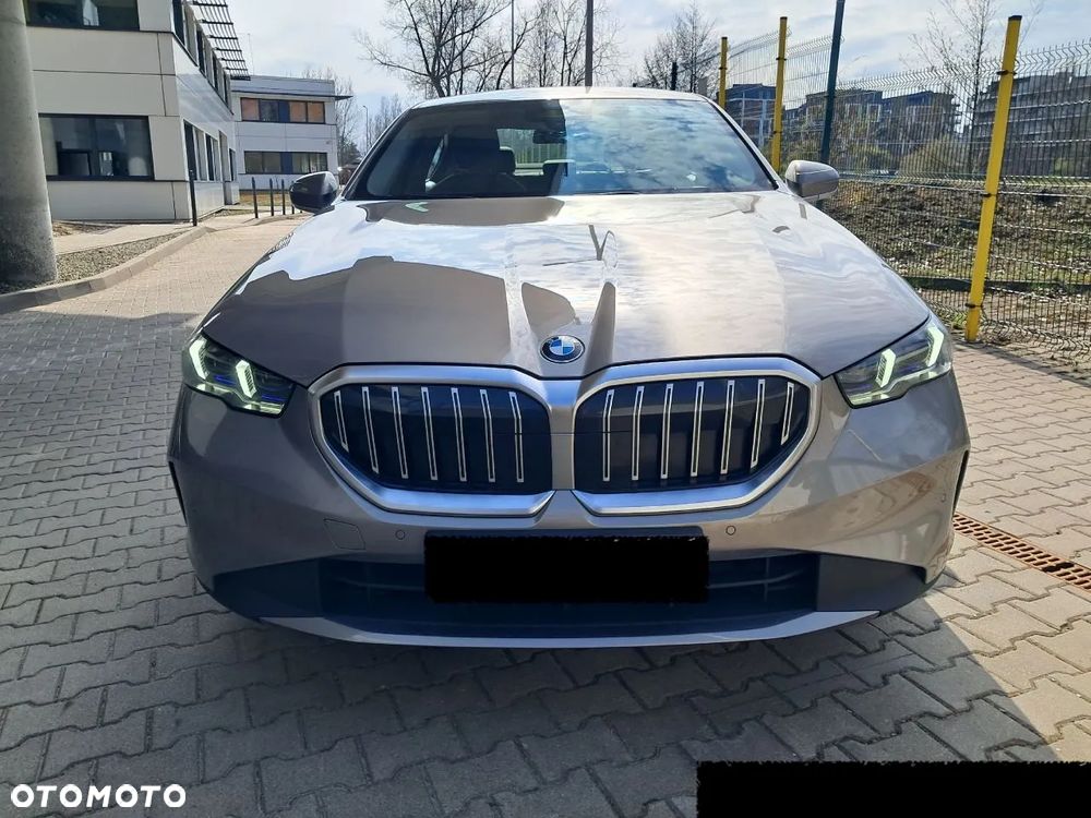 BMW Seria 5 520d mHEV - 2