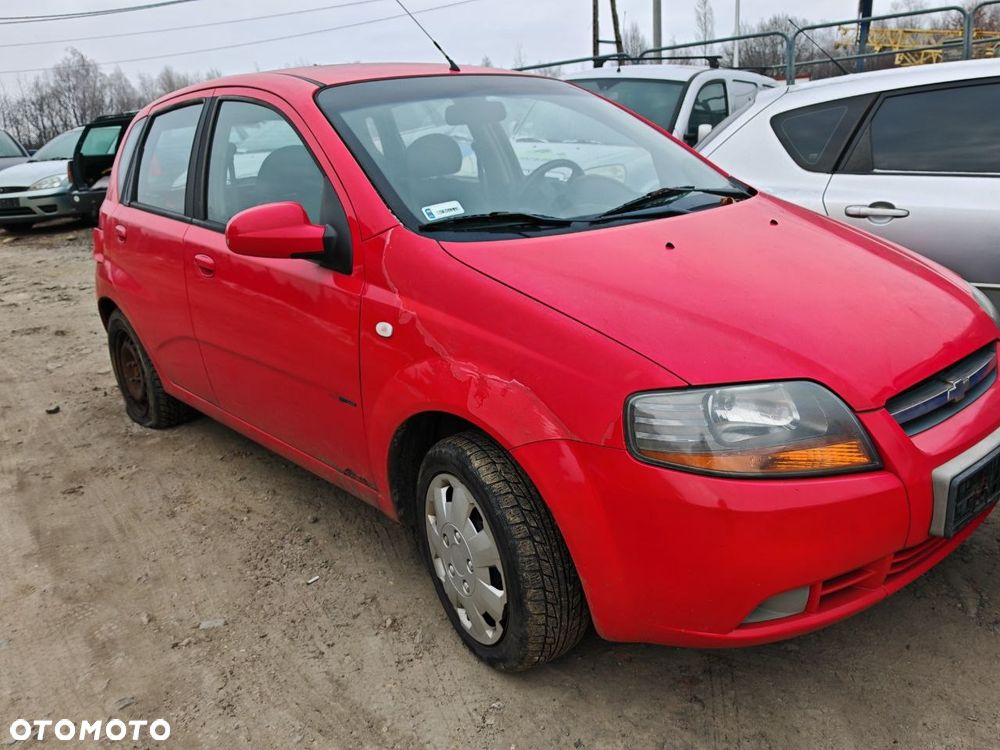 Maska Chevrolet Aveo 2006r 5D - 1