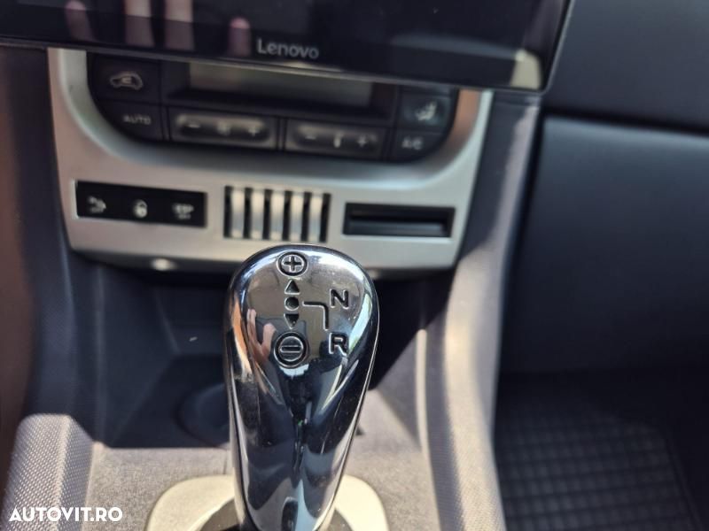 Peugeot 1007 1.6 E 2 Tronic Sporty - 9