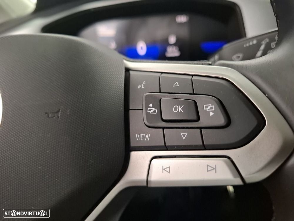 VW T-Roc 1.0 TSI Urban - 22