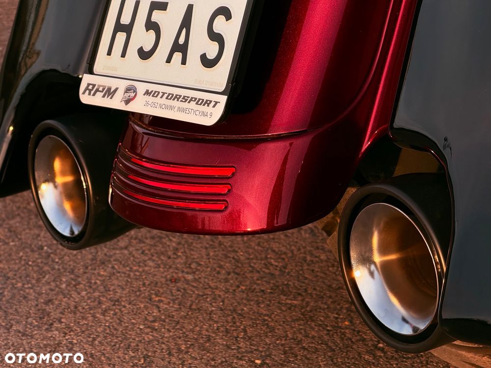 Harley-Davidson Touring Street Glide - 19