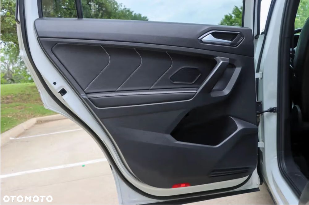 Volkswagen Tiguan 2,0 TSI OPF 4Motion DSG R-Line - 12