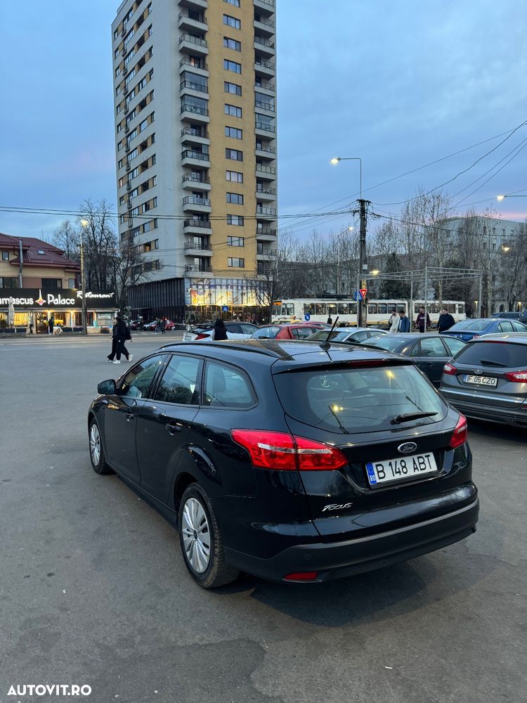 Ford Focus - 6