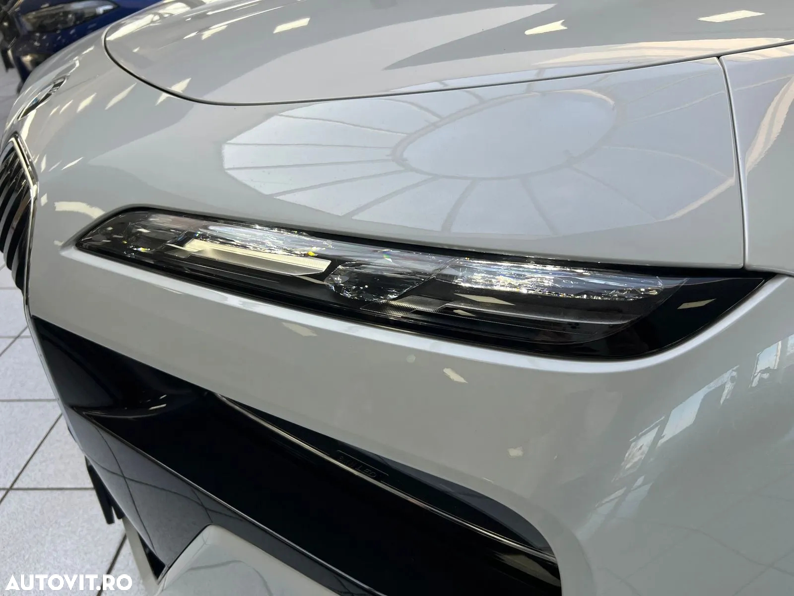 BMW Seria 7 740d xDrive MHEV - 28