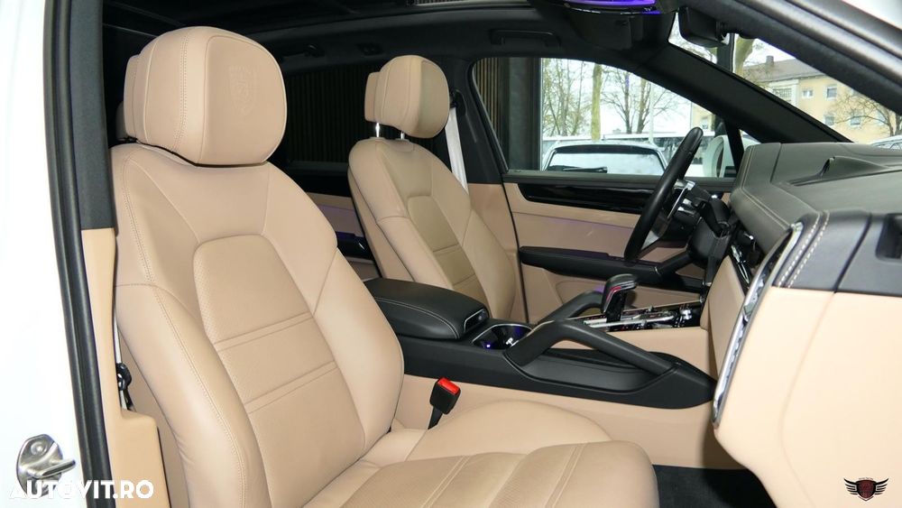 Porsche Cayenne Tiptronic S Platinum Edition - 15