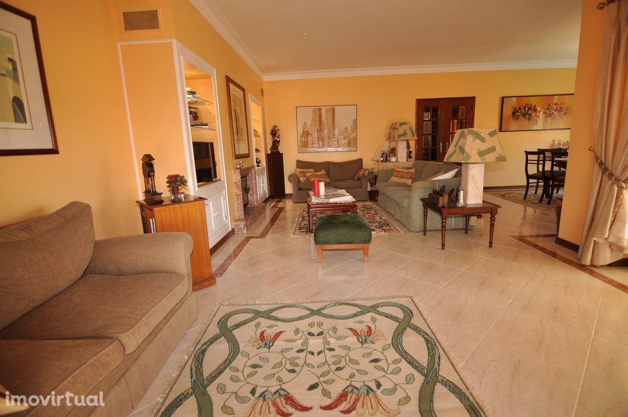 Moradia T6 com piscina entre Portimão e Rocha - 2 Km da praia do Vau - Grande imagem: 5/60