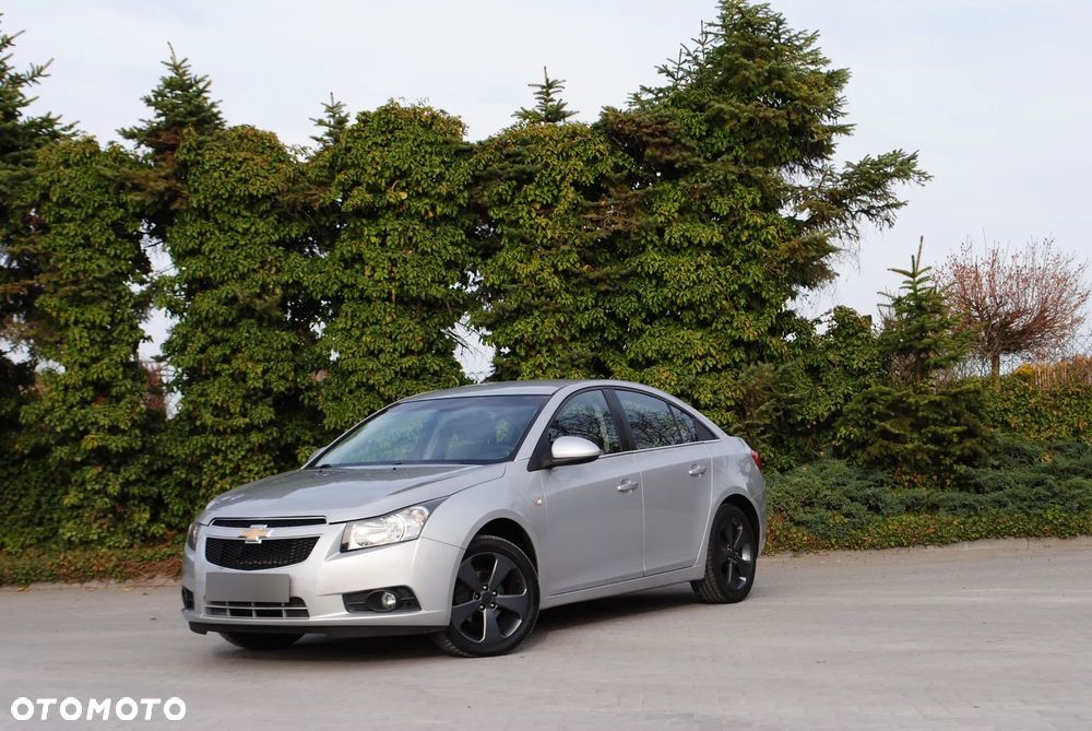 Chevrolet Cruze 1.8 LT - 3