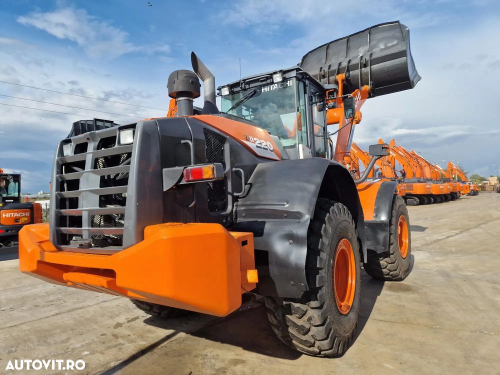 Hitachi ZW220-6, cupa 3,5mc, 2018, 10.546h, produs in JAPONIA, Anv 23,5R25 80% ok, Masa operationala 20 tone, camera luat vederi spate, consum mediu 10,5l/ora, Stare foarte buna, posibilitate leasing 3 ani, AC Climatronic, computer in PROMOTIE 53.900 EUR+Tva - 16