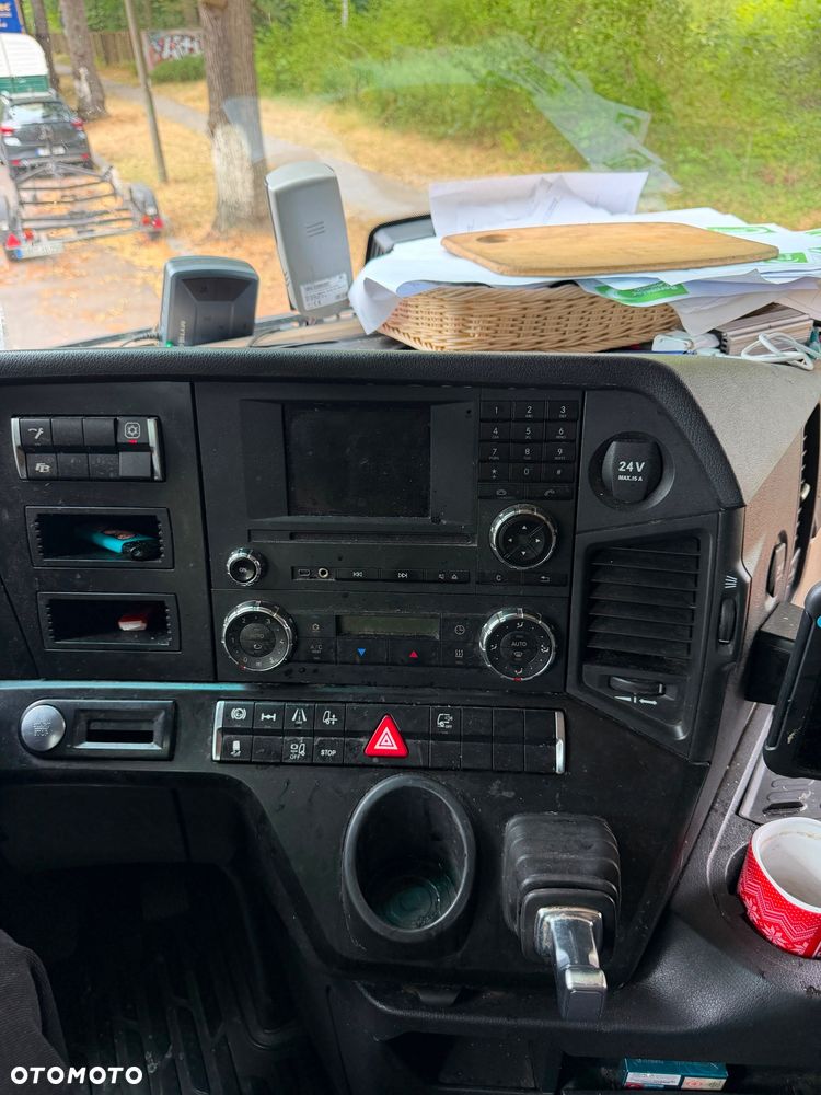 Mercedes-Benz 1845 ! 500000km!! Opony 70-90% ! - 11