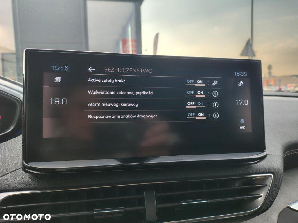 Peugeot 3008 - 33