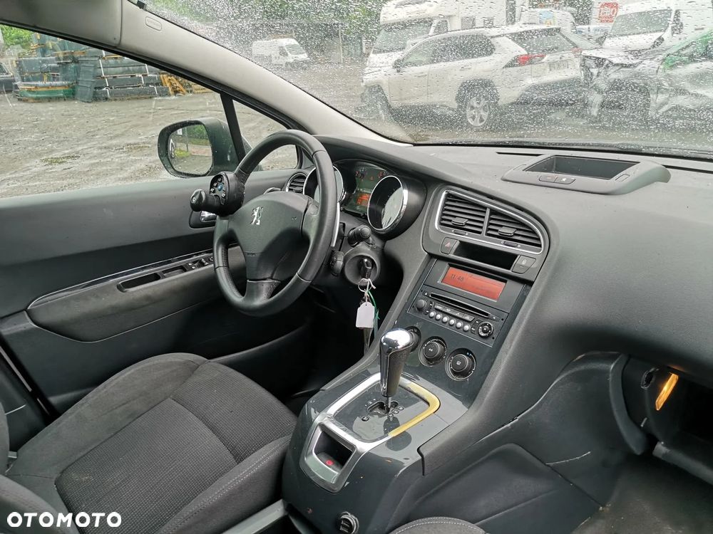 Peugeot 5008 1.6 HDi Premium - 28