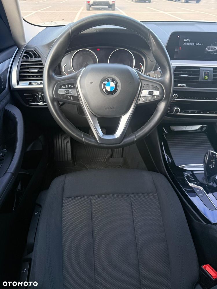 BMW X3 xDrive20i - 11