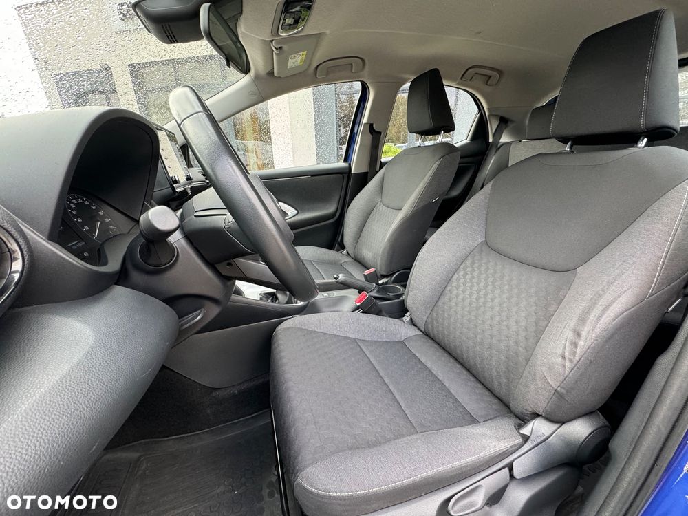 Toyota Yaris ver-1-5-comfort - 11