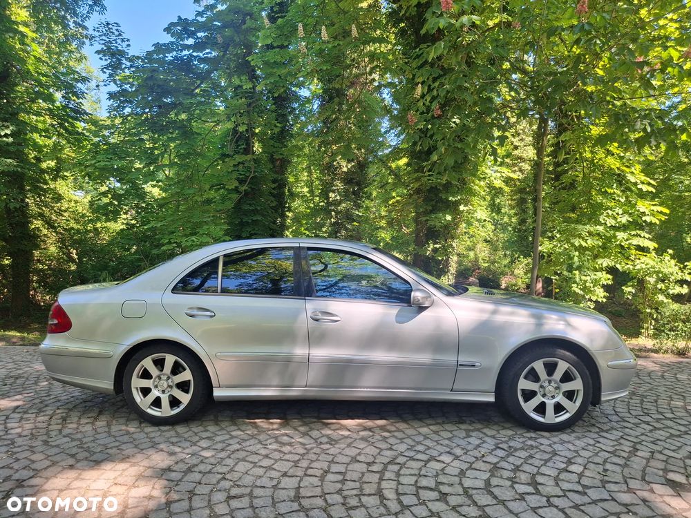 Mercedes-Benz Klasa E - 8