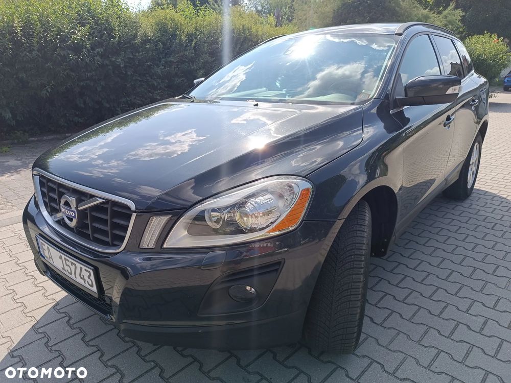 Volvo XC 60 2.4D AWD Momentum - 8