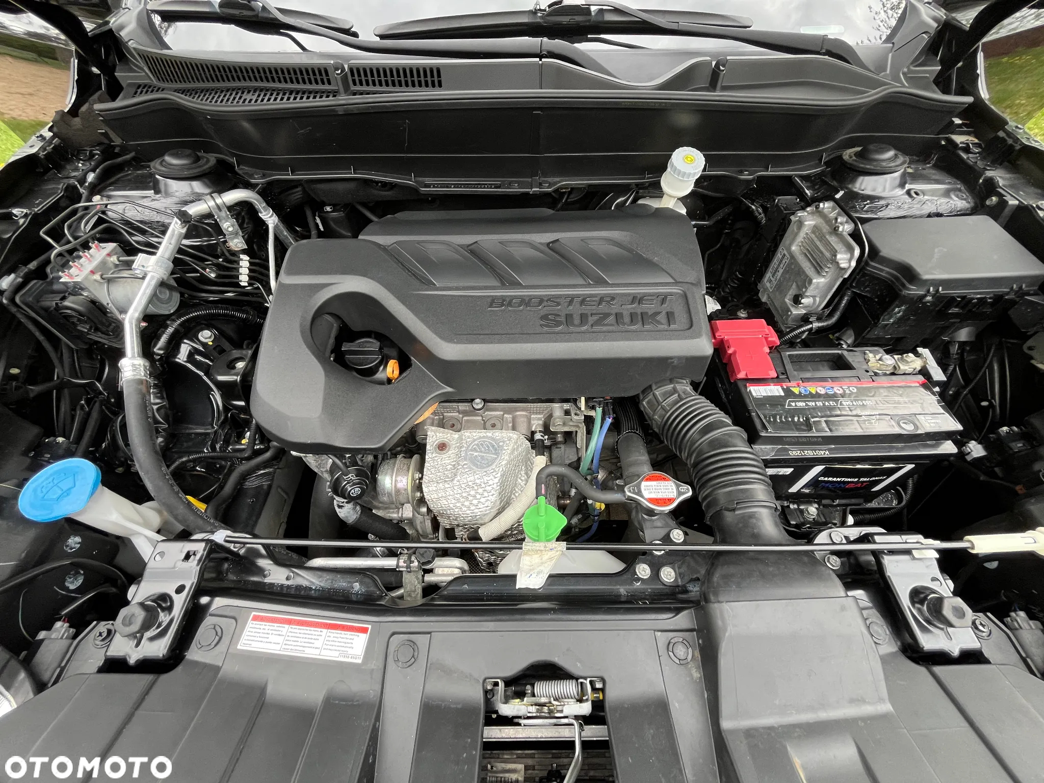 Suzuki Vitara 1.0 Boosterjet Premium 4WD - 37